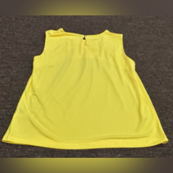 EUC! Calvin Klein Yellow L Sleeveless Top blouse shirt Women's - Picture 3 of 3